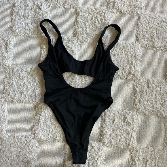 EUC Urban Outfitters Out From Under Cut-Out One-Piece Swimsuit - medium - Picture 5 of 10